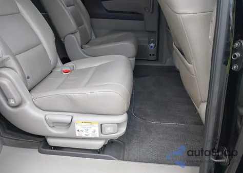 2011 Honda Odyssey Touring/Touring Elite from USA, damaged, VIN 5FNRL5H95BB011580